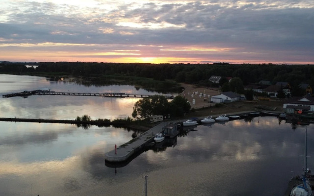 Holiday Home, Stepniczka