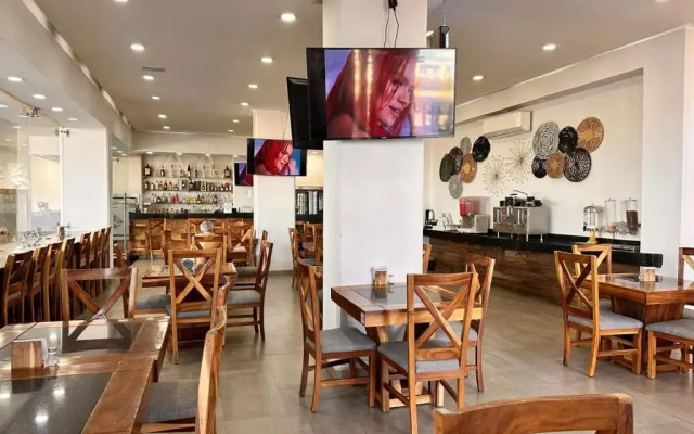 Hotel Bugari Aeropuerto Guadalajara
