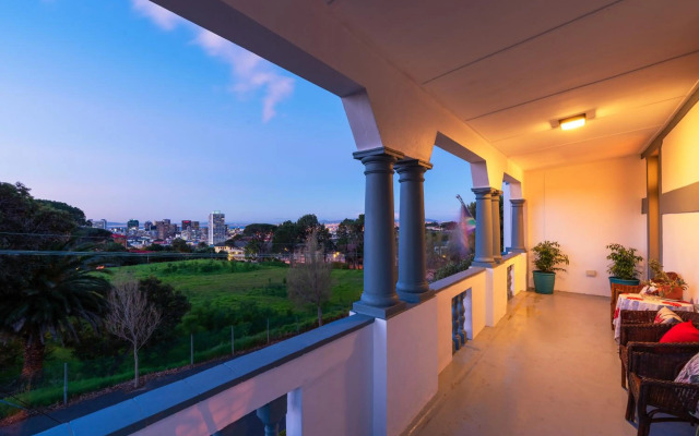 Esperanza Guest House