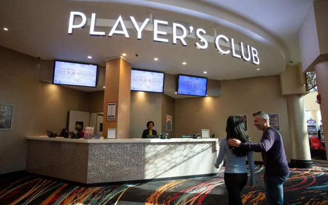 Jake's 58 Casino Hotel - Adult Only