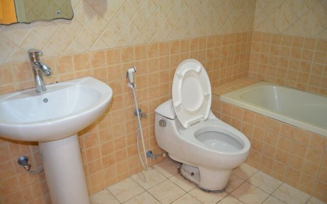 Crystal Al-Sharq Aparthotel