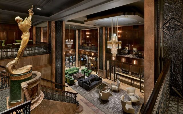 Hotel Phillips Kansas City Curio Collection by Hilton