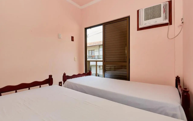 1062 Duplex 100 m da PRAIA DE BOMBINHAS . 2 suites