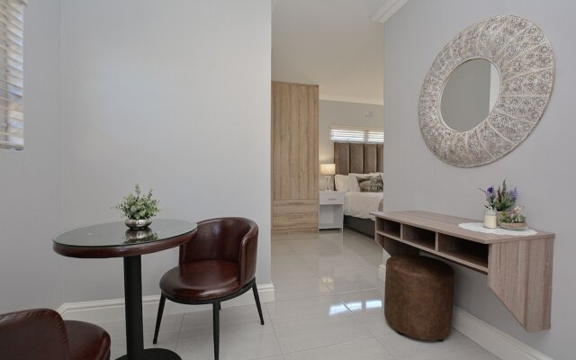 The Blue Sapphire Guesthouse