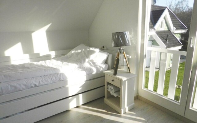 Awesome Home in Breege/juliusruh With 2 Bedrooms, Sauna and Wifi