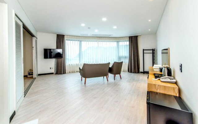Jeju Nine Boutique Hotel