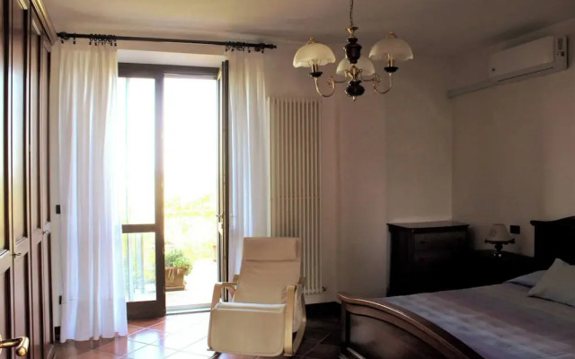 La Culla Tra I Vigneti