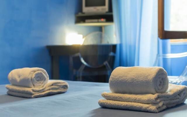 Four Rooms - Quattru Stansie