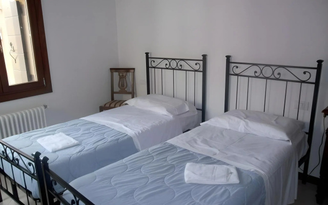 Sweet Venice - rooms & apartments