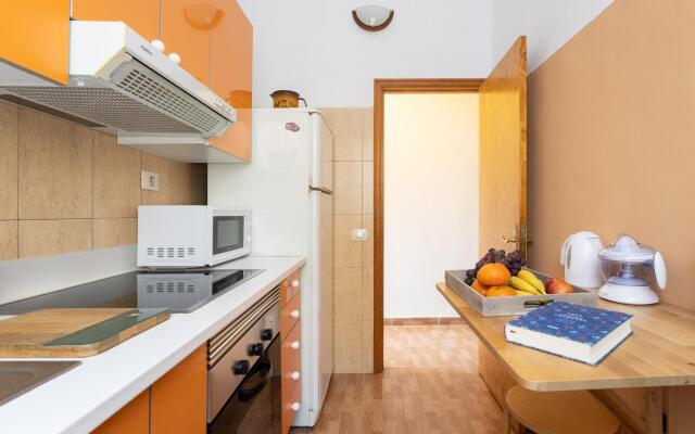 Home2Book Cozy Apartment Santa Cruz Center, Wifi