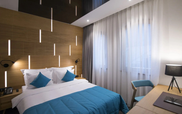 Hotel Sana
