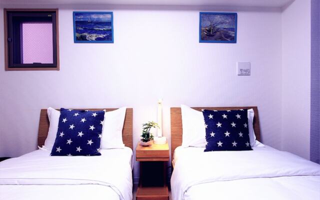 UiHome Five Star Kujyo Hotel
