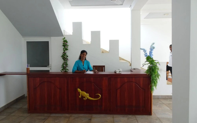 Moragalla Beach Home Guesthouse (Newly opened hotel)