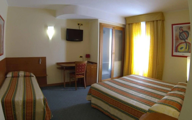 Hotel Miro