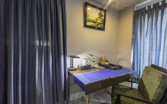 Babylon Garden Serviced Apartments