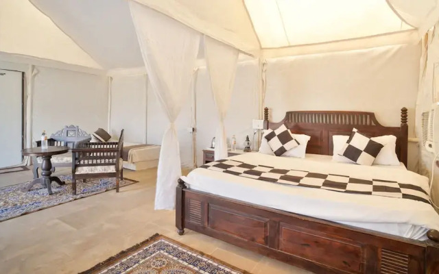Golden Sand Resort Camp Swimming Pool