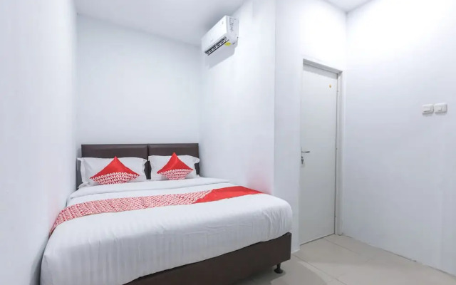OYO 907 Wisma Cakung