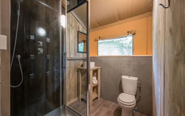 Nice Safari Tent With Kitchen, 12 km. From Eindhoven