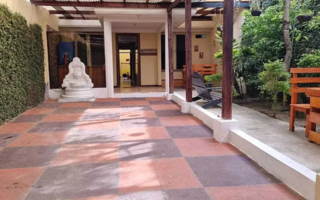 Azura Hotel Boutique