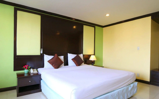 Mike Beach Resort Pattaya - SHA