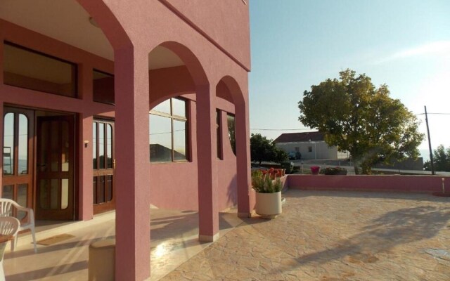 Sea-view Villa in Podstrana near Saint Martin Beaches