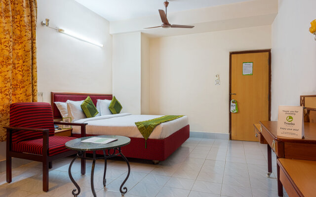 Hotel Saaket Residency - Hotel in Daba Gardens