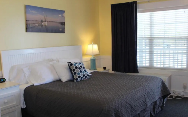 Topsail Shores Inn