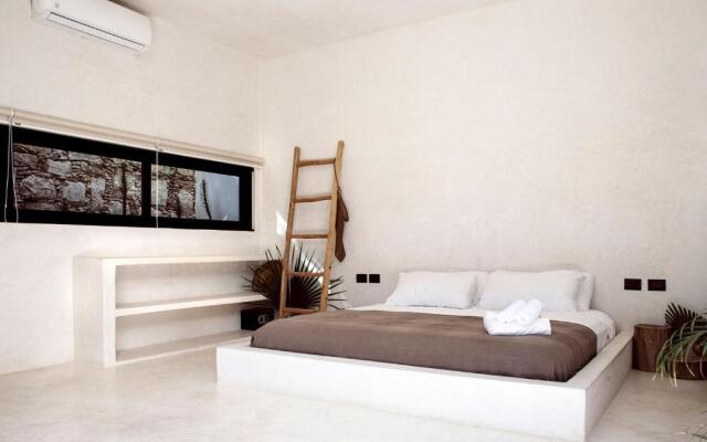 Villa in La Veleta for 16 guests