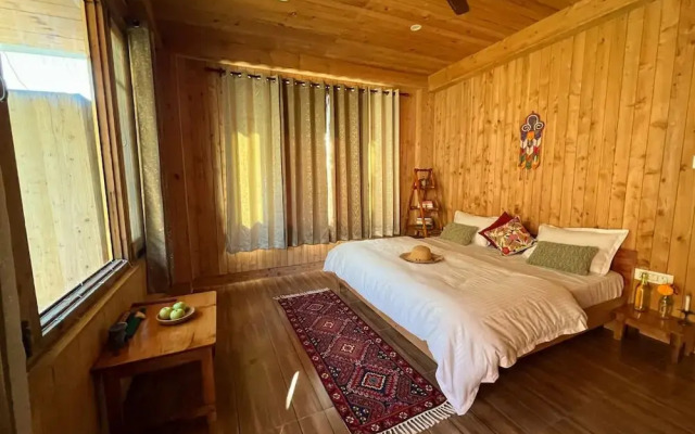Kefi Bakehouse & Stays Tirthan