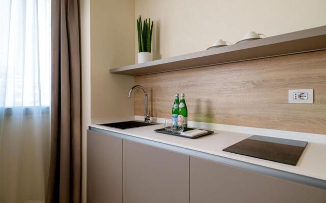 Palace Lido Hotel & Suites