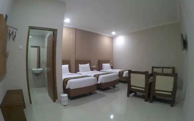 Mr J Suites Hotel Tegal