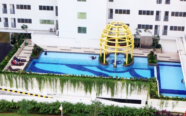 Bassura City Apartment with Mall Access