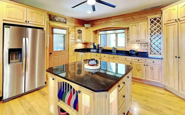 Magnificent Mountain Lodge