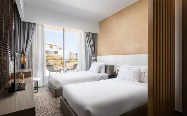 The G Hotel Seashell
