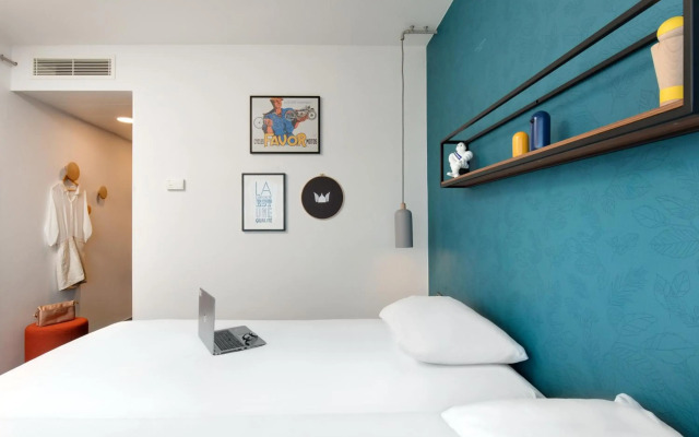 Hotel New Century