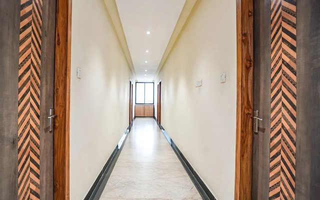 FabHotel Park Mahindra