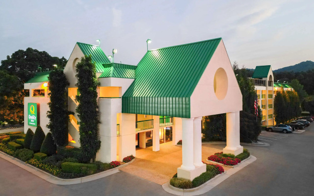 Quality Inn Near the Island Pigeon Forge