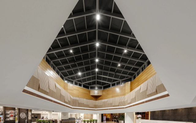 Comfort Suites – Lobby – Beijing