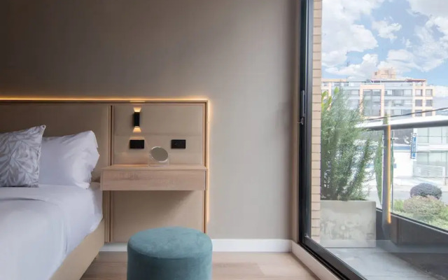 w Amazing Loft w/ Modern Balcony in Unicentro