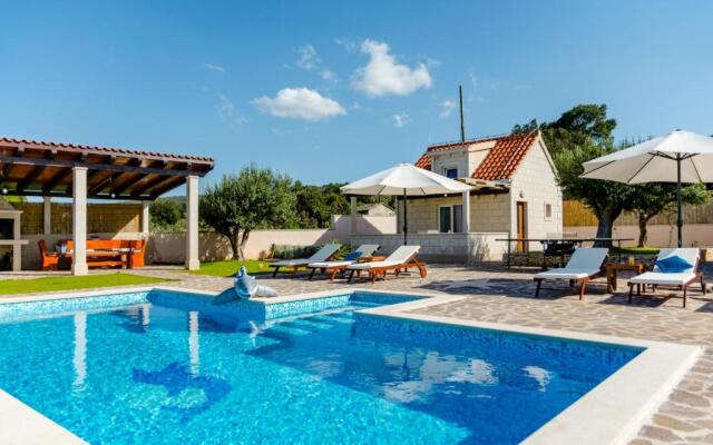 Villa Mis