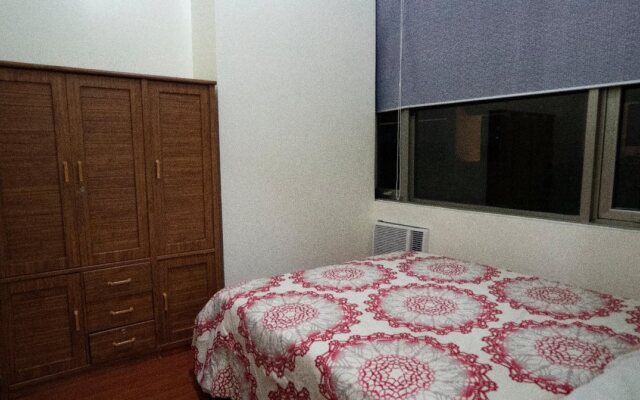 Forbeswood Parklane Suites