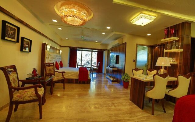 Sheratone A luxury Hotel Mount Abu