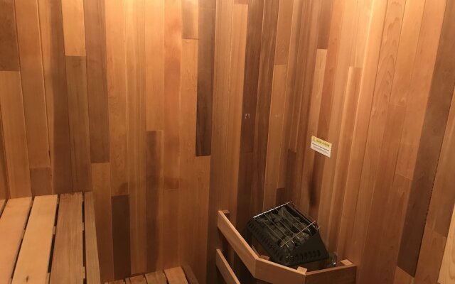 The Admiral's Inn Resort