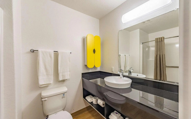 Studio 6 New Braunfels, TX