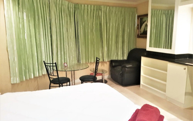 Thip Condotel Jomtien Studio Apartment on soi 7