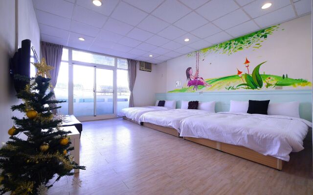 Fengjia Coco Hostel