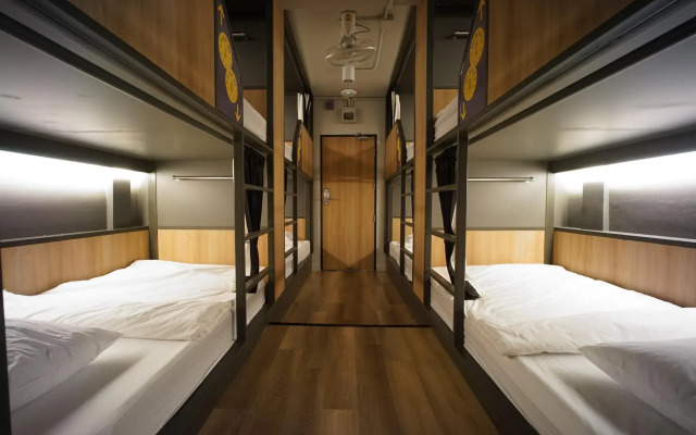 BRB Hostel Bangkok Silom