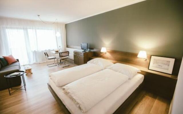 Paulus Apartments