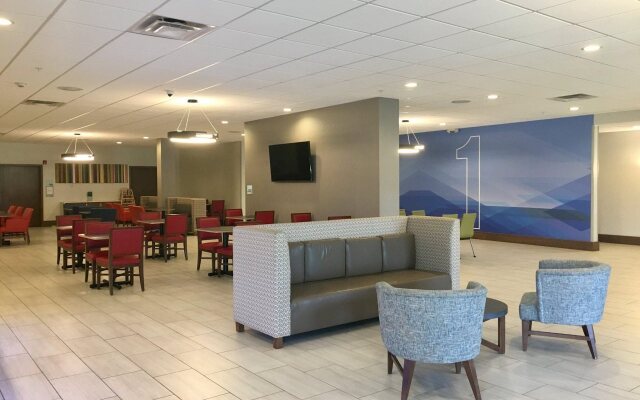 Holiday Inn Express Grand Island - Niagara Falls by IHG