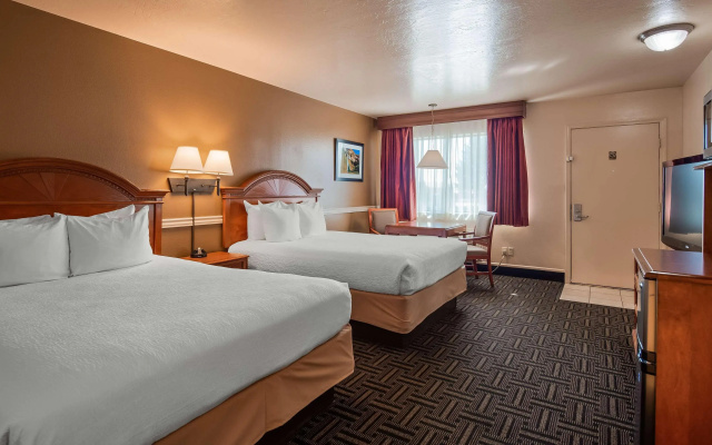 Best Western Paradise Inn